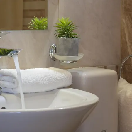 Penzion Tia Maria Is Situated In The Southern Part Of The Sunny Sluneční pobřeží