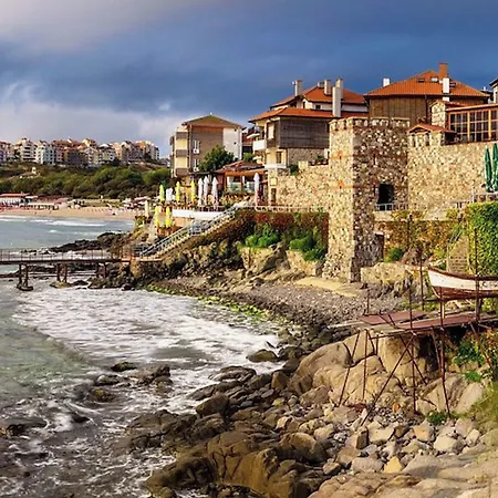 بيت ضيافة Tia Maria Is Situated In The Southern Part Of The Sunny ساني بيتش